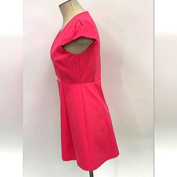 HALSTON HERITAGE VIBRANT PINK SIZE 4 CUT OUT DRESS MIDI - Picture 2 of 6